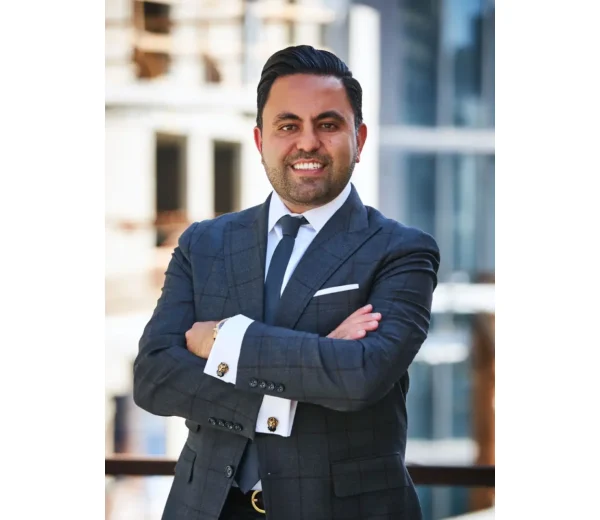 Photo of Arash Khorsandi, Esq. – Voz Legal Photo of Arash Khorsandi, Esq. – Voz Legal